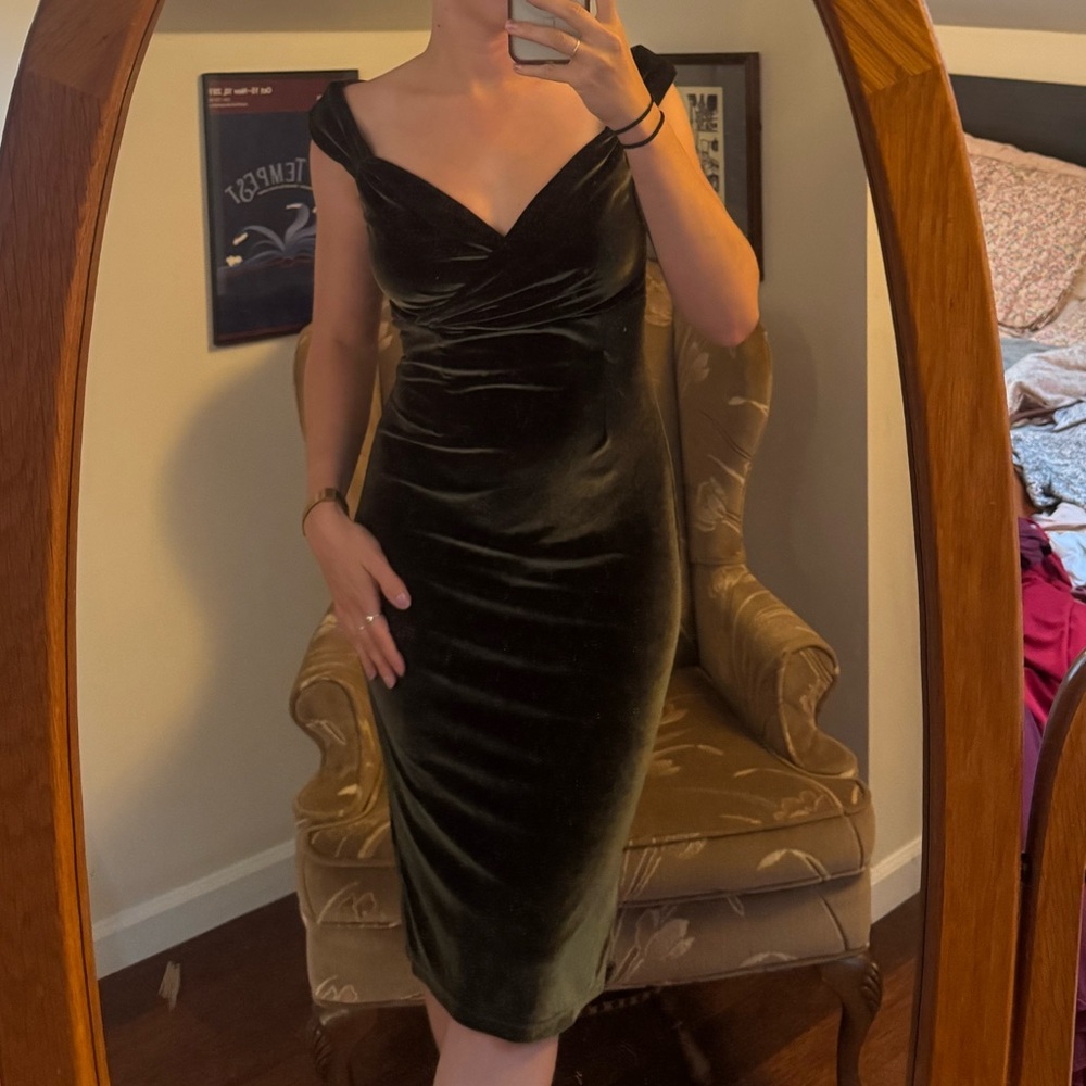Green 50’s Velvet Cocktail Dress